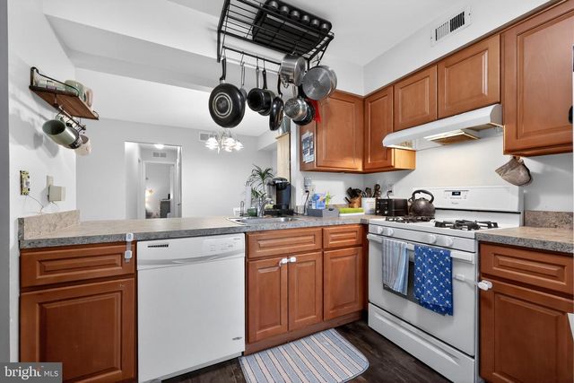 269-A EVERLY CT, Mount Laurel, NJ 08054