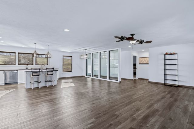 1000 W Miller Street, Pleasant Hope, MO 65725