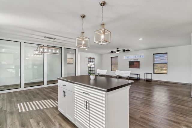 1000 W Miller Street, Pleasant Hope, MO 65725