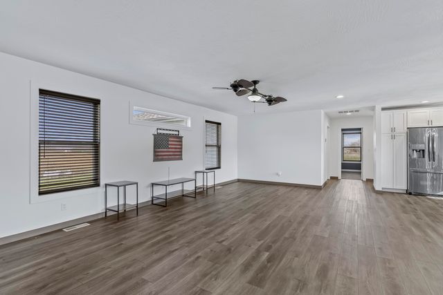 1000 W Miller Street, Pleasant Hope, MO 65725