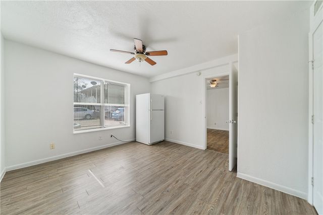 901 Furman Ave F, Corpus Christi, TX 78404