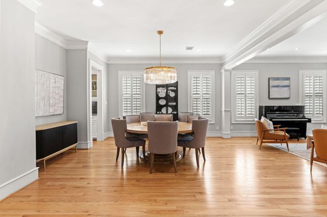 1216 Arlington Street, Houston, TX 77008