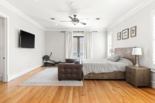 1216 Arlington Street, Houston, TX 77008