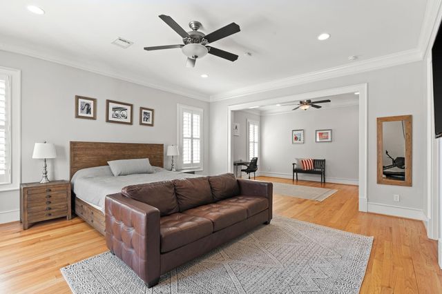 1216 Arlington Street, Houston, TX 77008