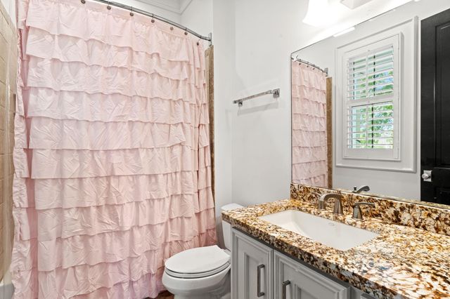 1216 Arlington Street, Houston, TX 77008