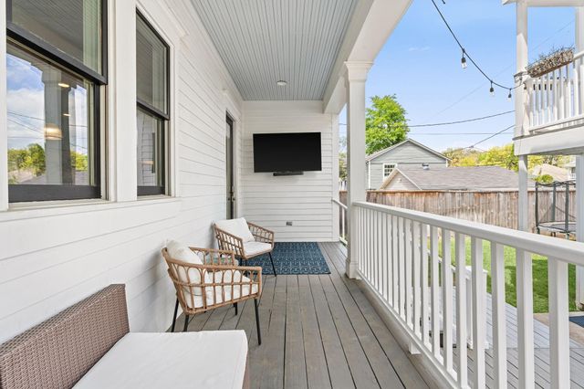 1216 Arlington Street, Houston, TX 77008