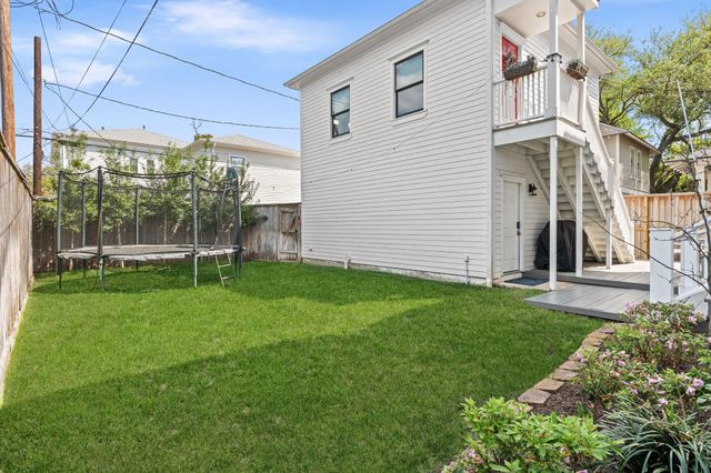 1216 Arlington Street, Houston, TX 77008