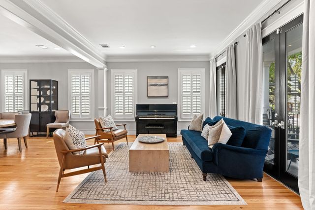 1216 Arlington Street, Houston, TX 77008