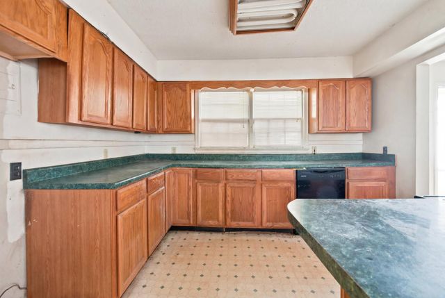 7228 Centralia Rd, Memphis, TN 38135