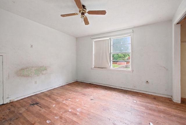 7228 Centralia Rd, Memphis, TN 38135