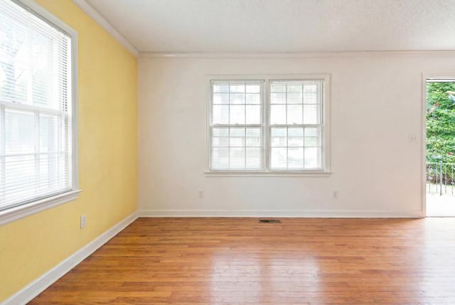 7228 Centralia Rd, Memphis, TN 38135