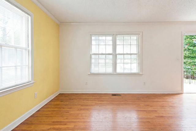 7228 Centralia Rd, Memphis, TN 38135