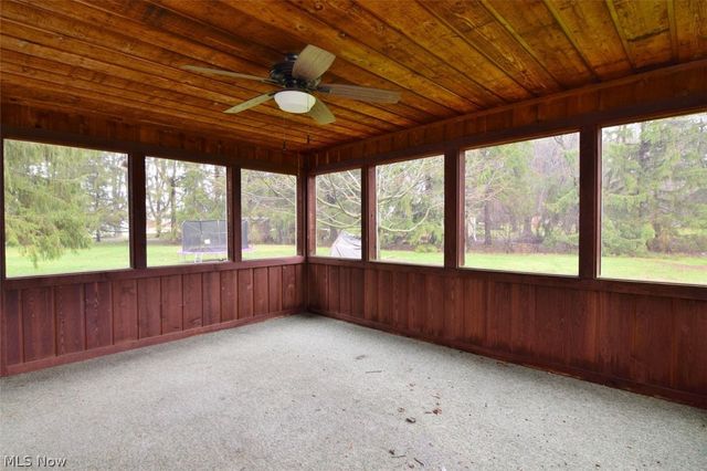 12395 Country Oaks Trail, Chardon, OH 44024