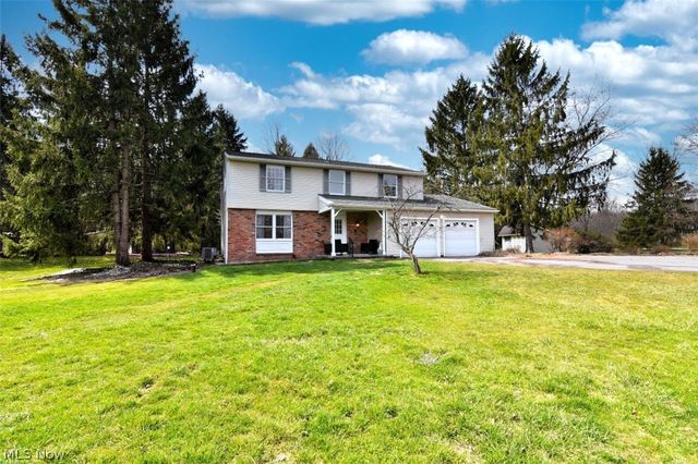 12395 Country Oaks Trail, Chardon, OH 44024