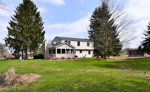12395 Country Oaks Trail, Chardon, OH 44024