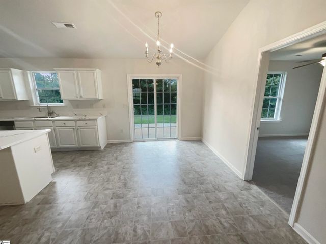 6 Elmsford Court, Piedmont, SC 29673