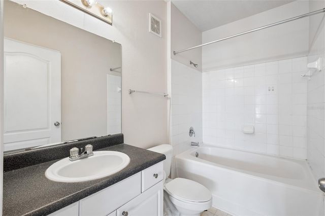 8813 VILLA VIEW CIRCLE 308, Orlando, FL 32821