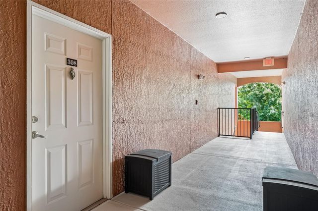 8813 VILLA VIEW CIRCLE 308, Orlando, FL 32821