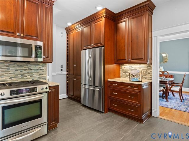 1303 W 42nd St, Richmond, VA 23225