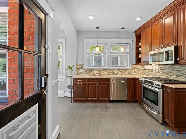 1303 W 42nd St, Richmond, VA 23225