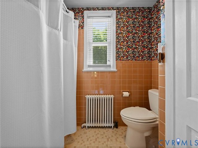 1303 W 42nd St, Richmond, VA 23225