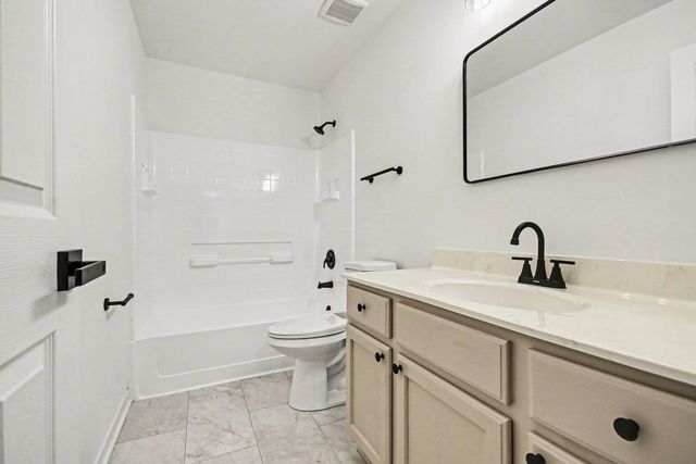 2604 Discovery Drive, Plainfield, IL 60586