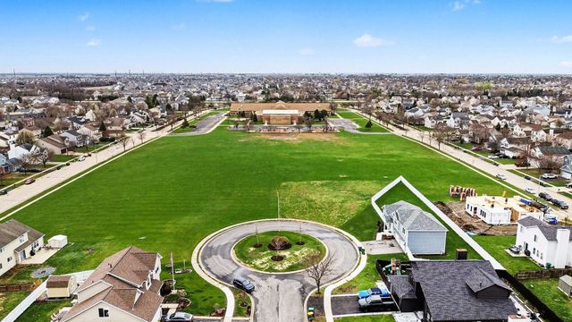 2604 Discovery Drive, Plainfield, IL 60586