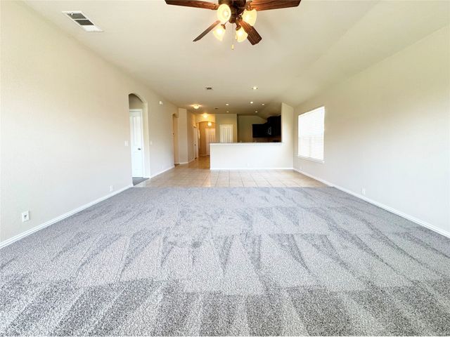 1809 Sparrow Lane, Aubrey, TX 76227