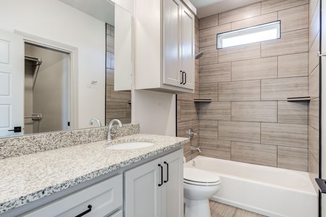 501 Britain Avenue, Wolfforth, TX 79382