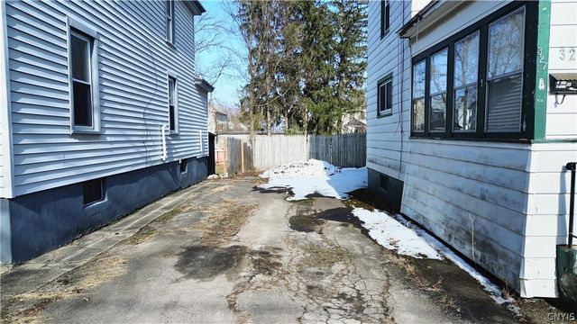 327 William Street, Herkimer, NY 13350