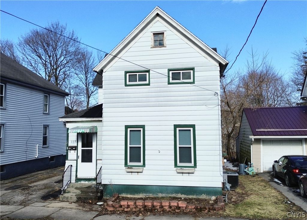 327 William Street, Herkimer, NY 13350