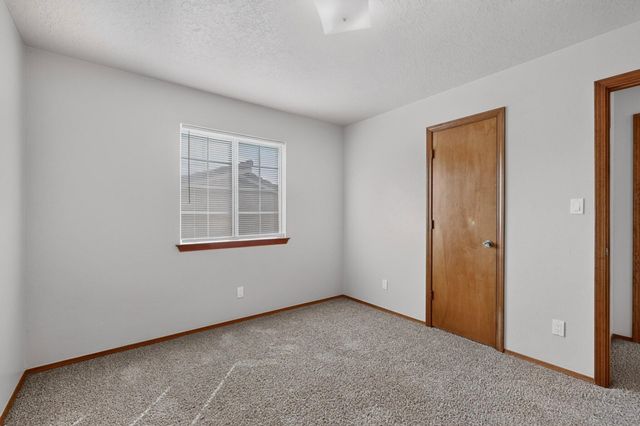 8305 Fairmont Drive NW, Albuquerque, NM 87120