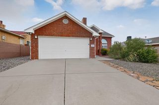 8305 Fairmont Drive NW, Albuquerque, NM 87120