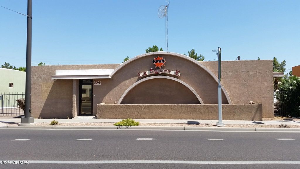 824 E WASHINGTON Street, Phoenix, AZ 85034 — exterior