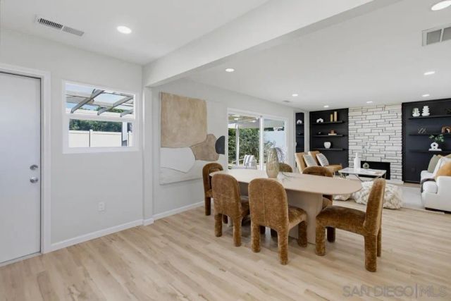 2718 Powhatan Ave., San Diego, CA 92117