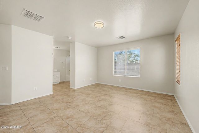 6709 W LUKE Avenue, Glendale, AZ 85303