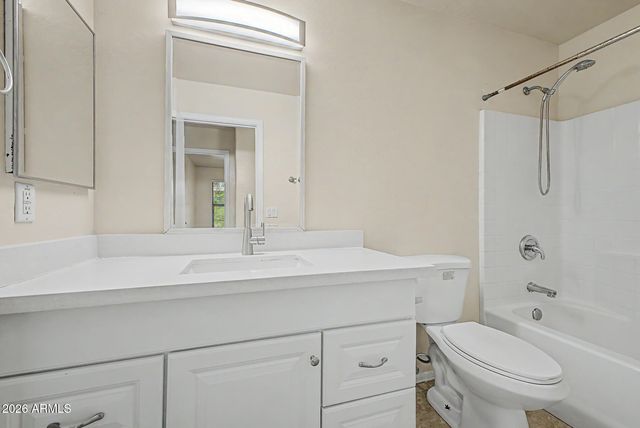 6709 W LUKE Avenue, Glendale, AZ 85303