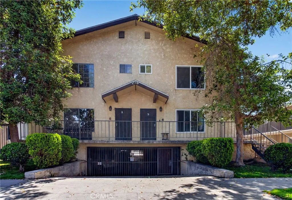 216 W Tujunga A, Burbank, CA 91502
