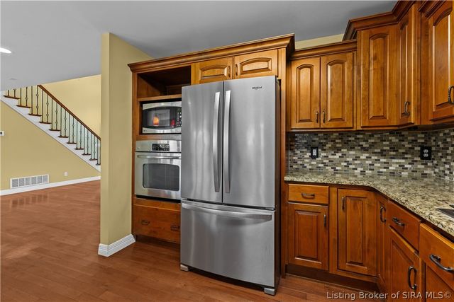 201 S 3rd Street, Jeffersonville, IN 47130