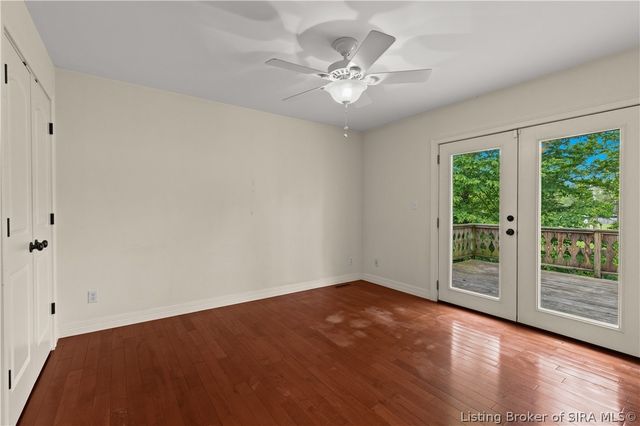 201 S 3rd Street, Jeffersonville, IN 47130