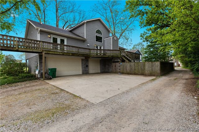 201 S 3rd Street, Jeffersonville, IN 47130