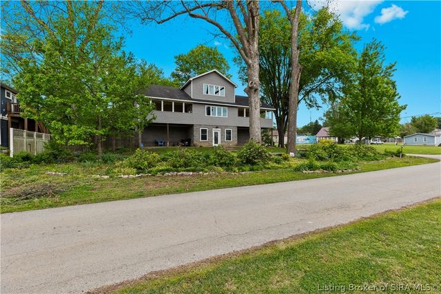 201 S 3rd Street, Jeffersonville, IN 47130