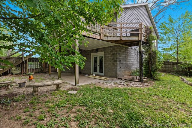201 S 3rd Street, Jeffersonville, IN 47130