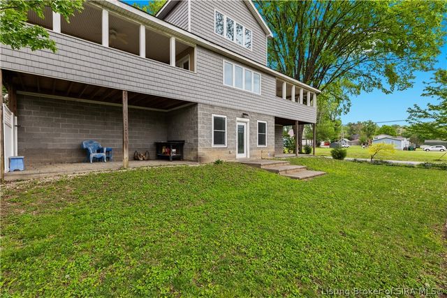 201 S 3rd Street, Jeffersonville, IN 47130