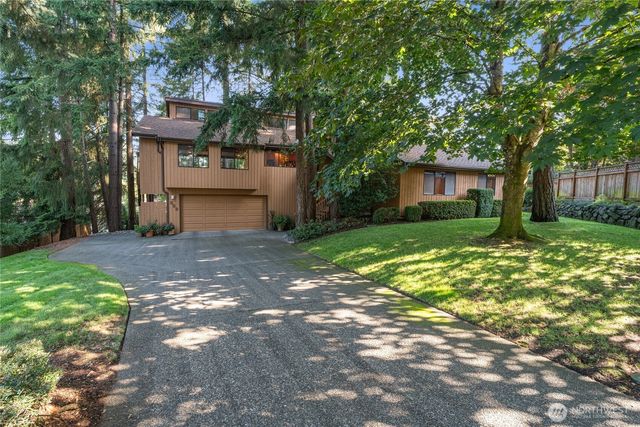 323 Keach Court, Steilacoom, WA 98388