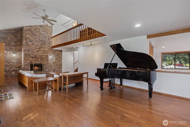 323 Keach Court, Steilacoom, WA 98388