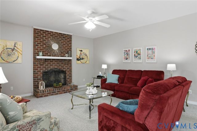 775 Snead Rd, Manakin Sabot, VA 23103