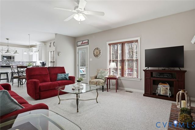 775 Snead Rd, Manakin Sabot, VA 23103
