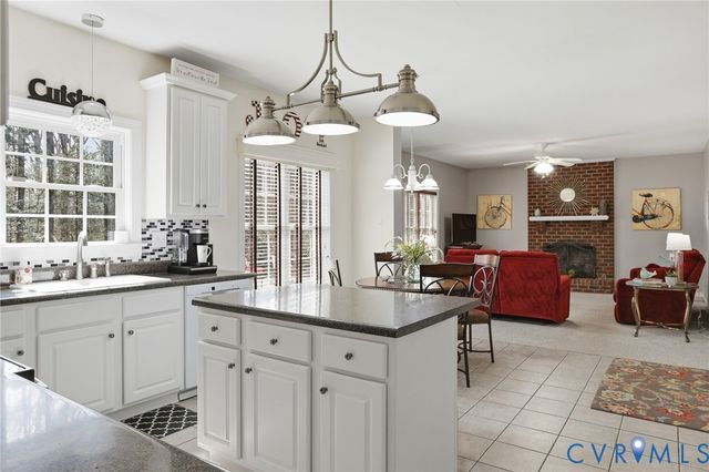 775 Snead Rd, Manakin Sabot, VA 23103