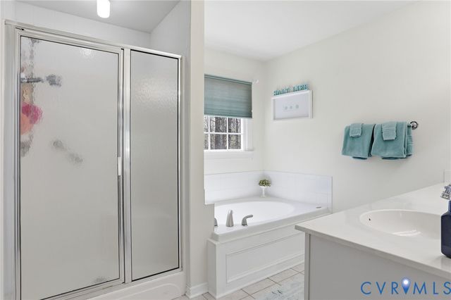 775 Snead Rd, Manakin Sabot, VA 23103